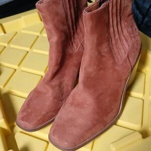 Women's Suede Chelsea Booties in Rust Brown